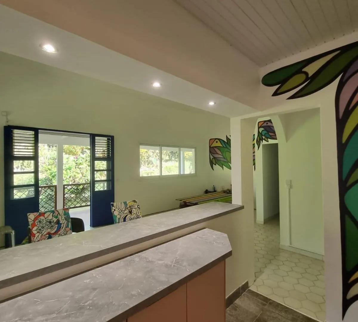 Wonderland Villa Пети-Бур 0*,